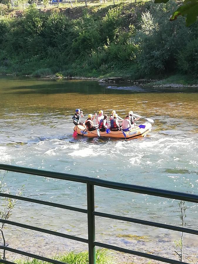 Holiday Homer Kuca Na Obali Vrbasa Banja Luka Exteriér fotografie